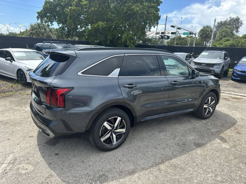 2021 Kia Sorento S