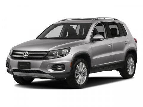 2017 Volkswagen Tiguan for sale at Park Place Motor Cars in Rochester MN