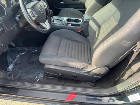 2014 Dodge Challenger SXT