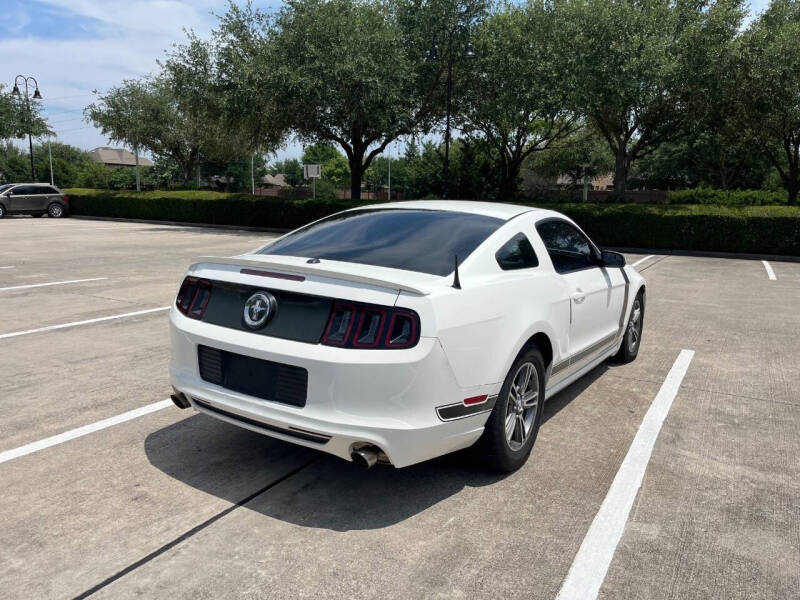 2013 Ford Mustang V6 Premium