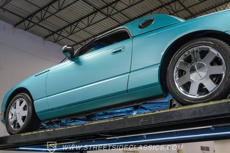 2002 Ford Thunderbird Deluxe