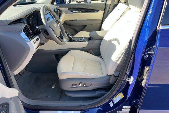 2025 Cadillac XT6 Premium Luxury