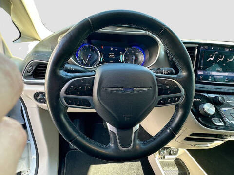 2021 Chrysler Pacifica Touring L