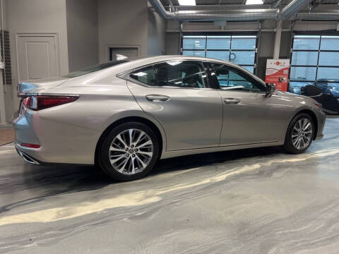 2021 Lexus ES 350