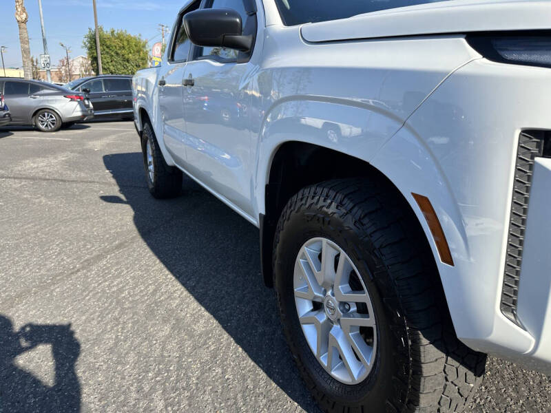 2022 Nissan Frontier S