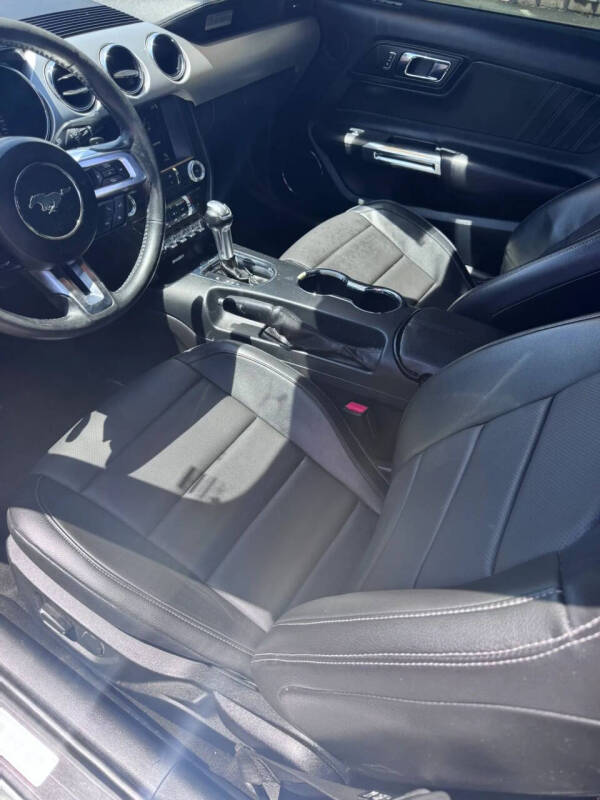 2017 Ford Mustang EcoBoost Premium