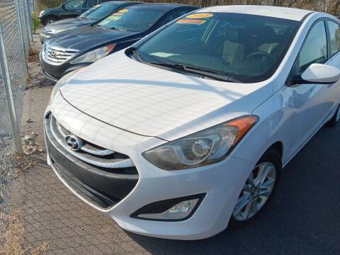 2013 Hyundai Elantra GT for sale at C & M Auto and Finance in Richmond KY