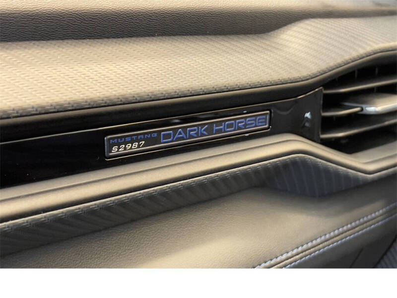 2025 Ford Mustang Dark Horse