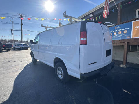 2019 Chevrolet Express 2500