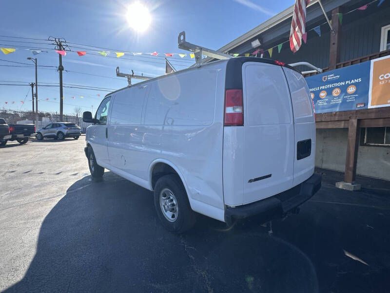 2019 Chevrolet Express 2500