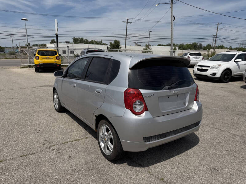 2011 Chevrolet Aveo Aveo5 LT