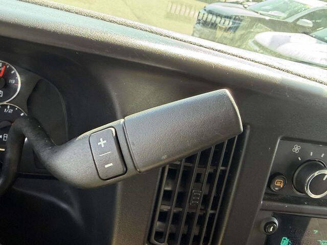 2024 Chevrolet Express 2500