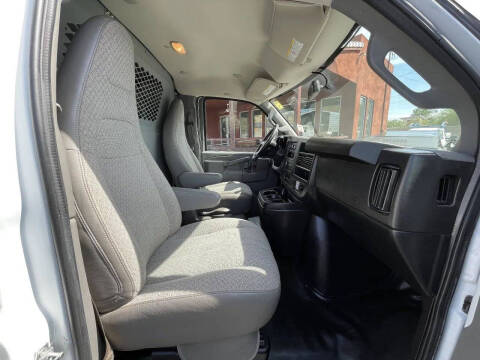 2019 Chevrolet Express 2500
