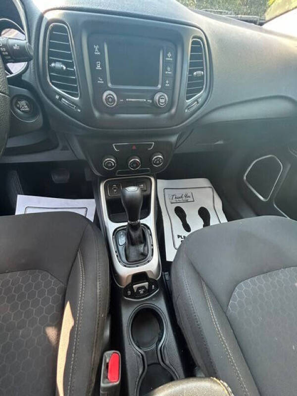 2017 Jeep Compass Sport