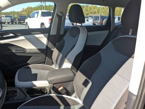 2025 Volkswagen Taos S