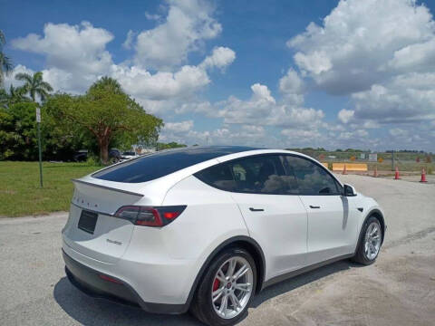 2023 Tesla Model Y Performance