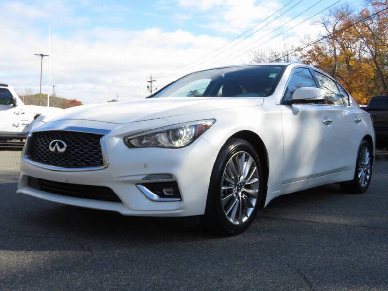 2022 Infiniti Q50 Luxe