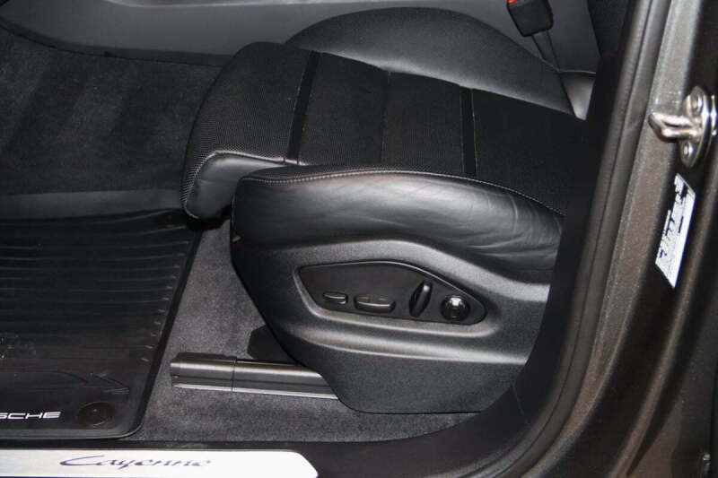 2024 Porsche Cayenne
