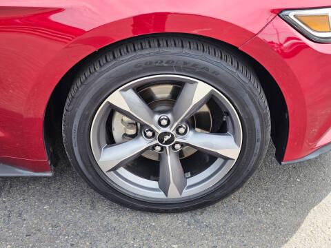2016 Ford Mustang V6