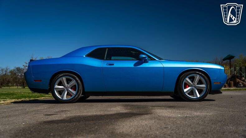 2010 Dodge Challenger SRT8