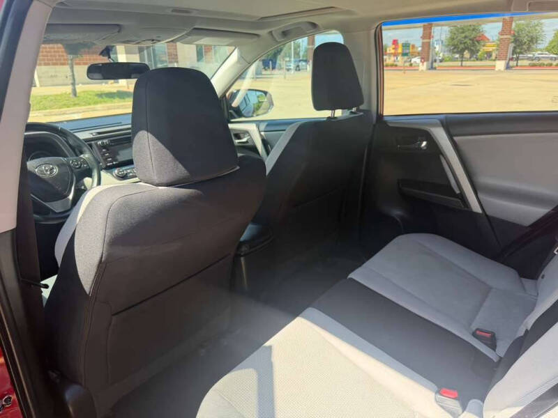 2016 Toyota RAV4 XLE