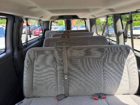 2017 Chevrolet Express LT 3500
