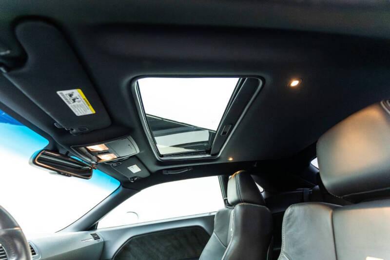 2012 Dodge Challenger SRT8 - Photo 102