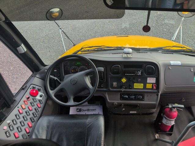 2019 Freightliner B2 Chassis