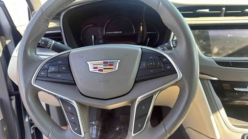 2017 Cadillac XT5 Luxury