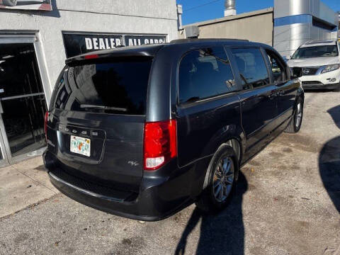 2013 Dodge Grand Caravan R/T