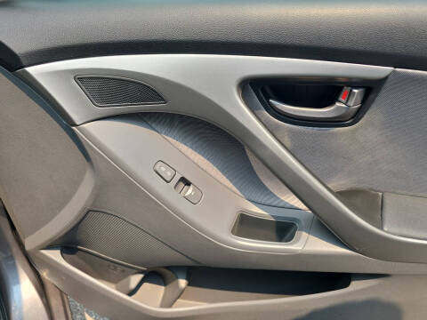 2012 Hyundai Elantra GLS