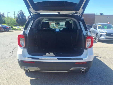 2024 Ford Explorer XLT