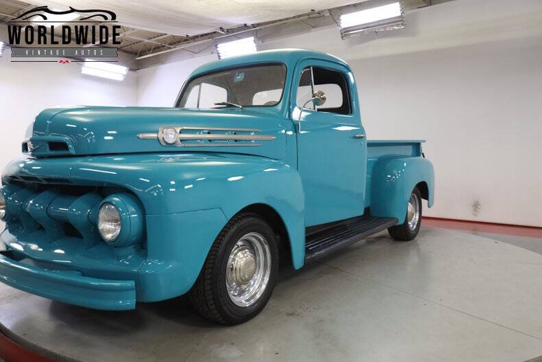 1952 Ford F-100