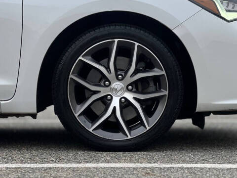 2019 Acura ILX w/Premium