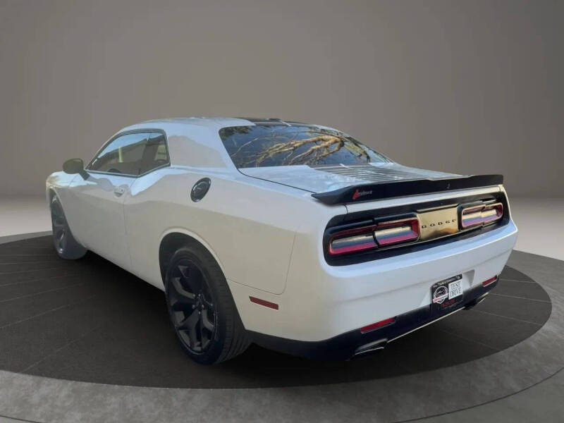 2020 Dodge Challenger SXT