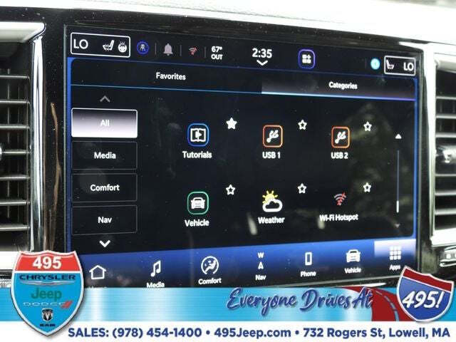 2027 Chrysler Pacifica Limited