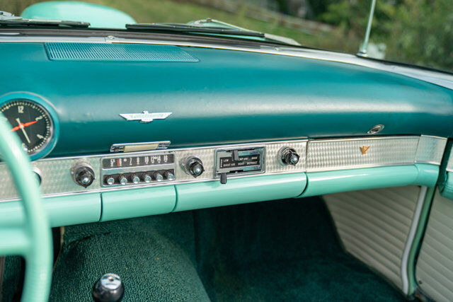 1955 Ford Thunderbird 26