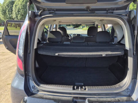 2016 Kia Soul +