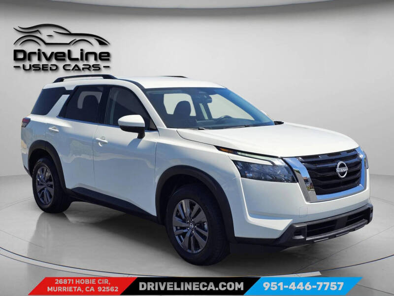 2024 Nissan Pathfinder SV