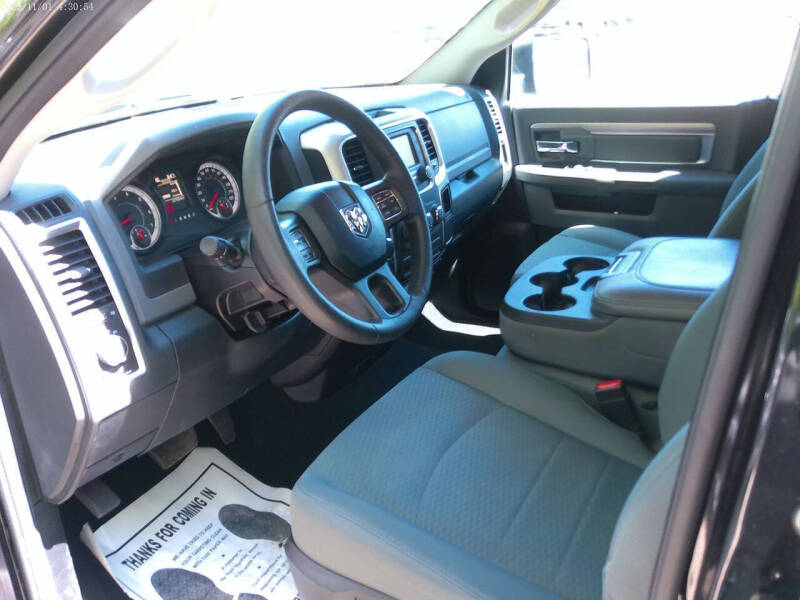 2016 RAM 1500 SLT