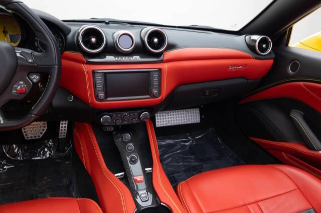 2016 Ferrari California T