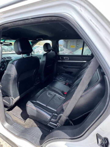 2016 Ford Explorer Sport