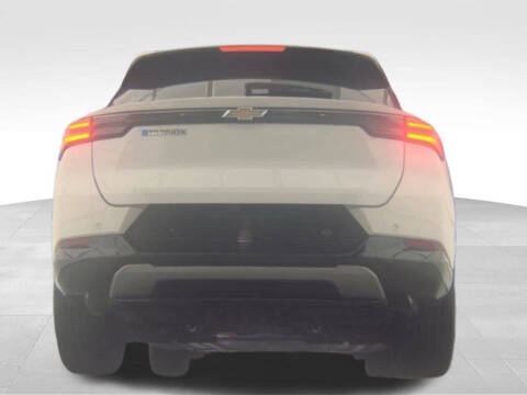 2025 Chevrolet Equinox EV LT 2