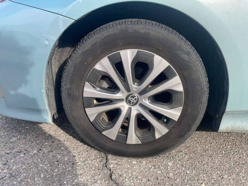 2021 Toyota Prius LE AWD-e