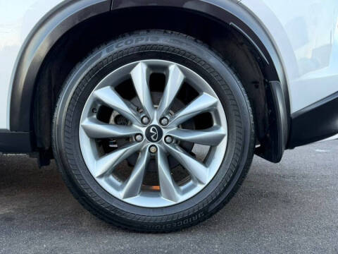 2021 Infiniti QX50 Luxe