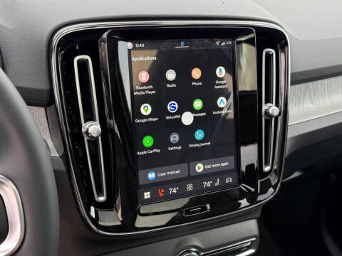 2026 Volvo XC40 B5 Core