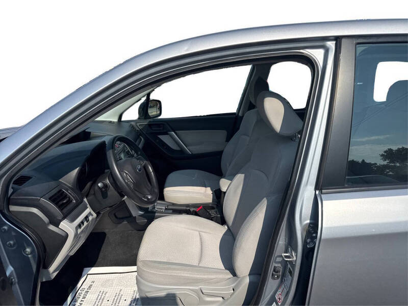 2014 Subaru Forester 2.5i