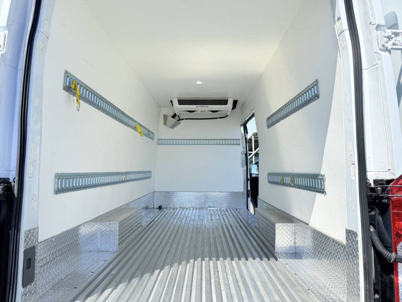 2020 Ford Transit Van Base's photo