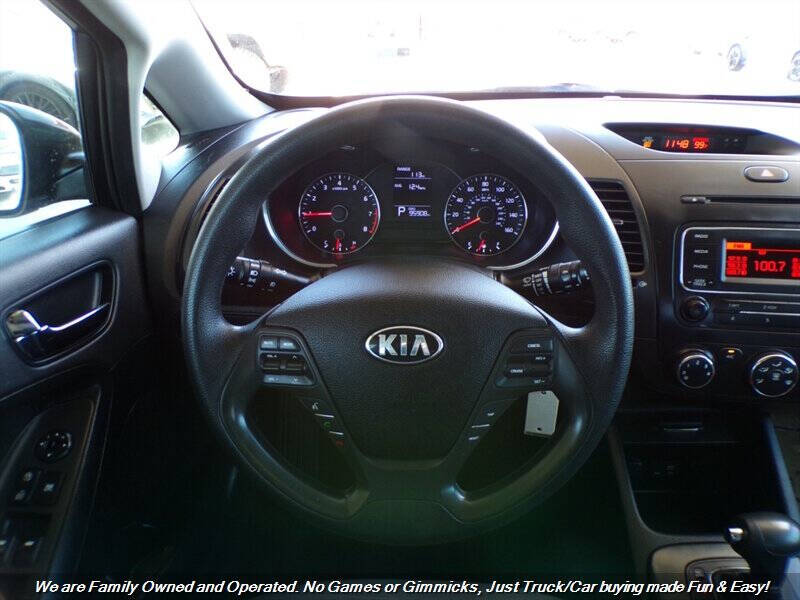 2016 Kia Forte5 LX