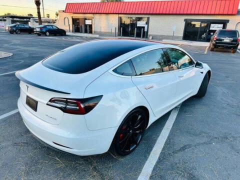 2019 Tesla Model 3 Performance